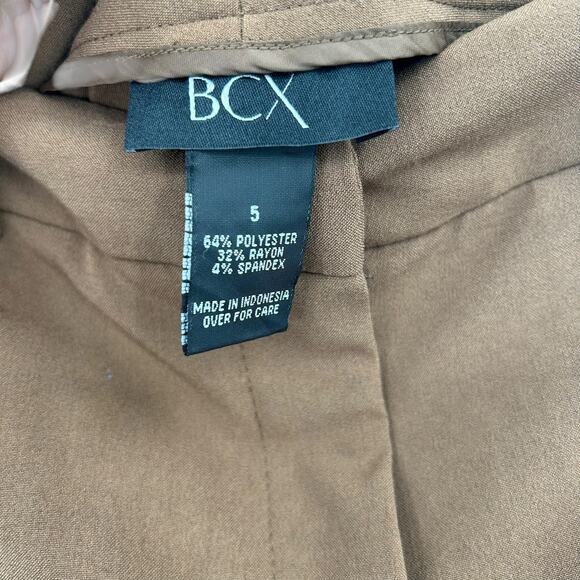 NWT BCX Brown Pants Size 5 Straight Leg Trousers Dress Pants Office Work Wear - Picture 7 of 7
